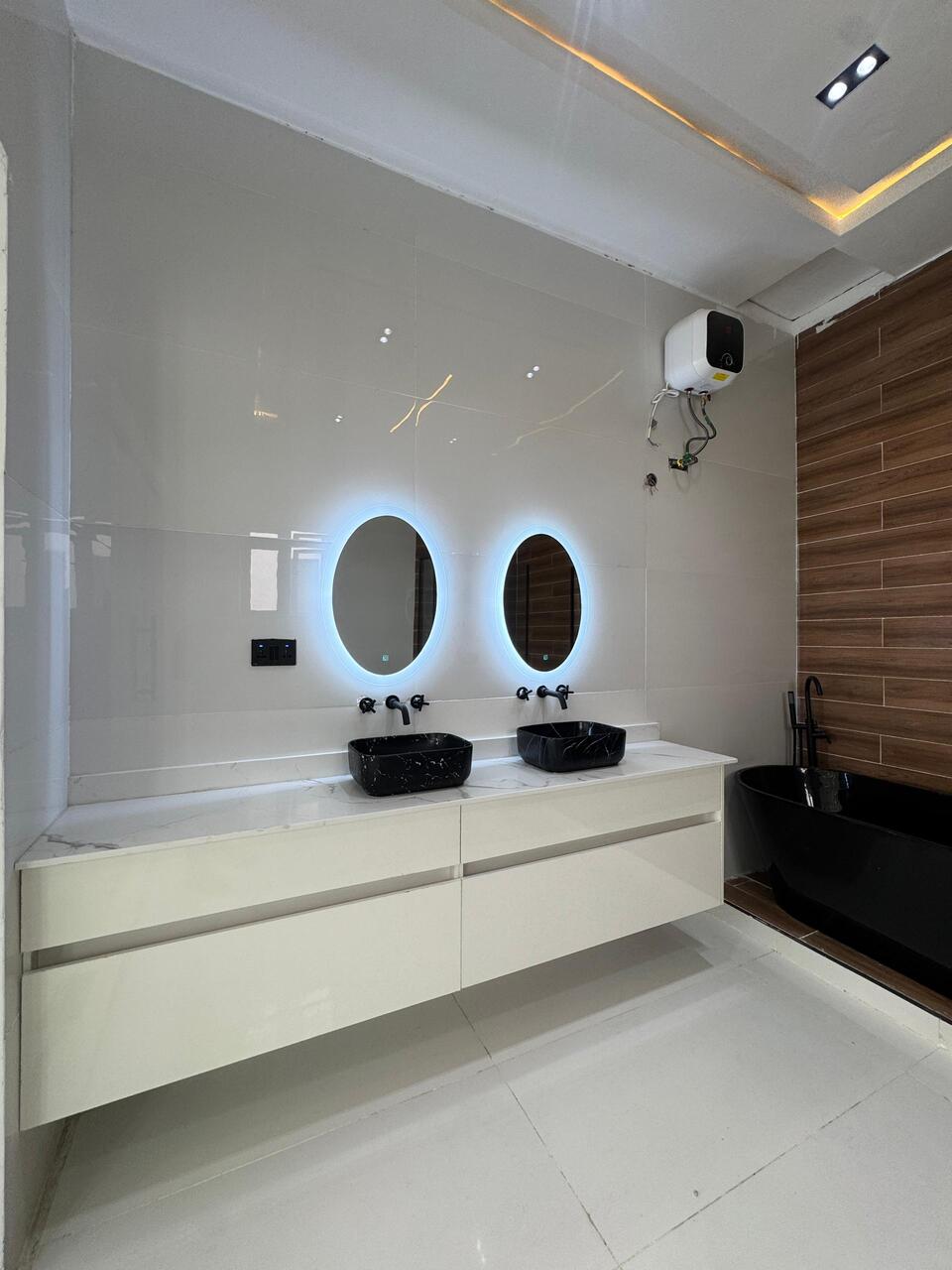 WhatsApp Image 2025-10-20 at 10.50.10 PM