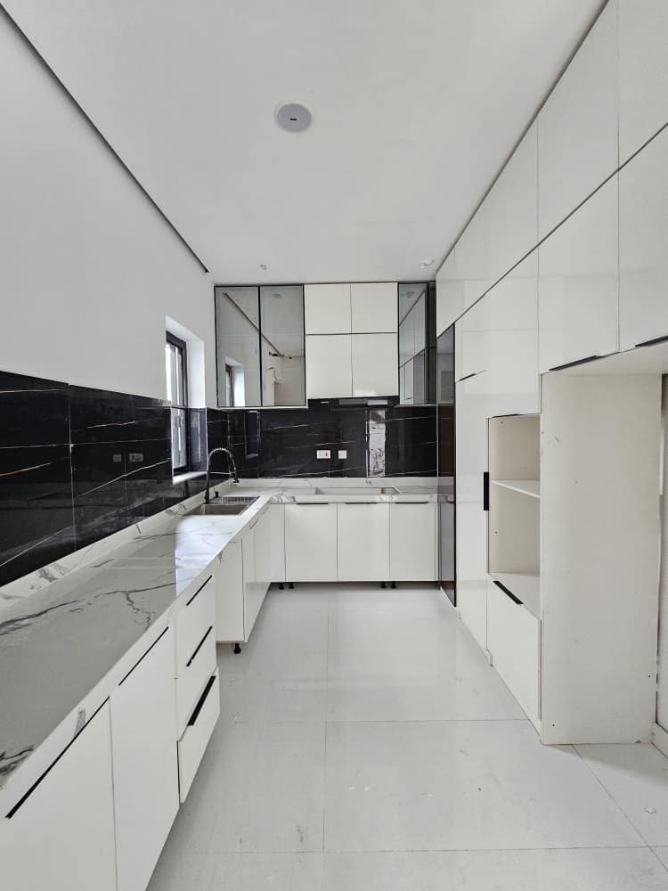 WhatsApp Image 2025-11-04 at 10.29.36 PM (1)