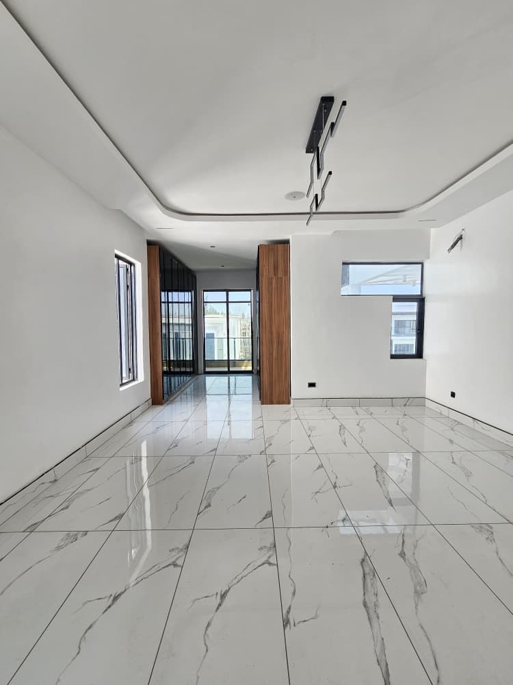 WhatsApp Image 2025-11-18 at 2.21.00 PM