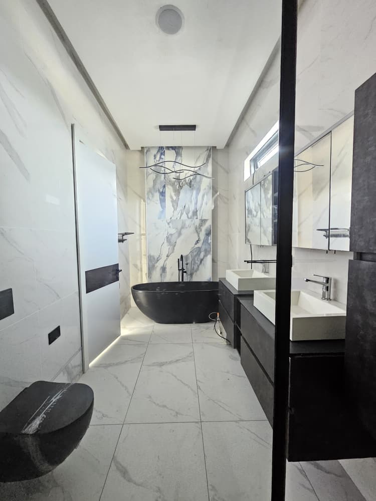 WhatsApp Image 2025-11-18 at 2.21.01 PM (1)