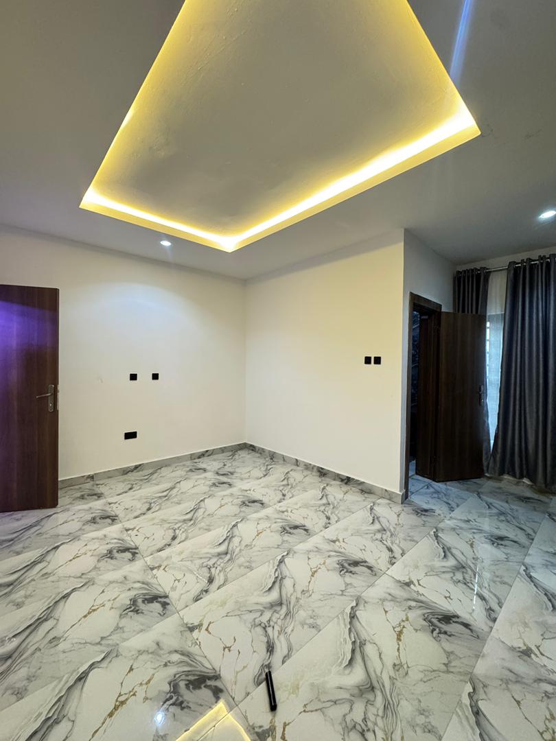 WhatsApp Image 2025-11-15 at 2.05.30 AM (1)