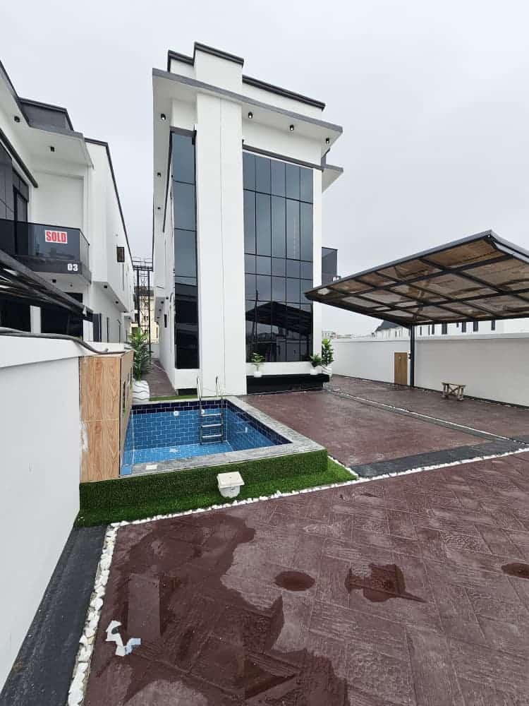 5 Bedroom Triplex + BQ Orchid Lekki Lagos