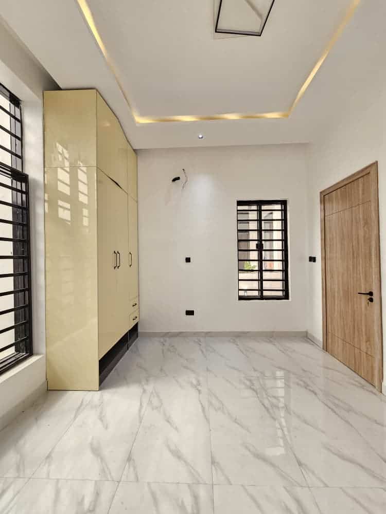 WhatsApp Image 2025-11-18 at 7.10.03 PM