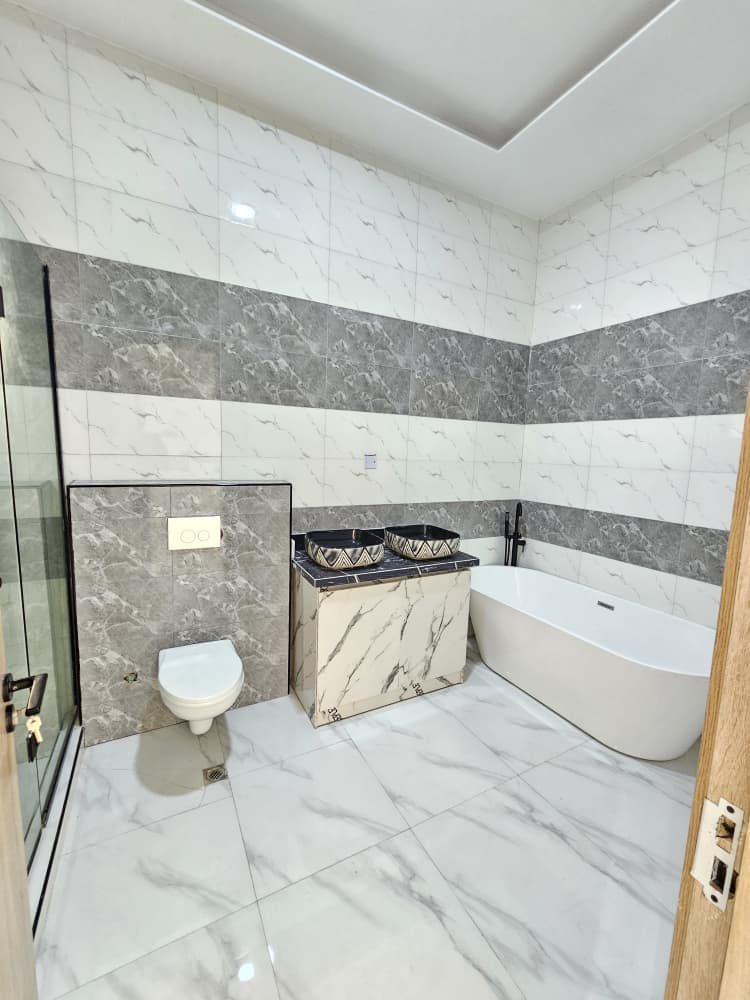 WhatsApp Image 2025-11-18 at 7.10.09 PM (1)