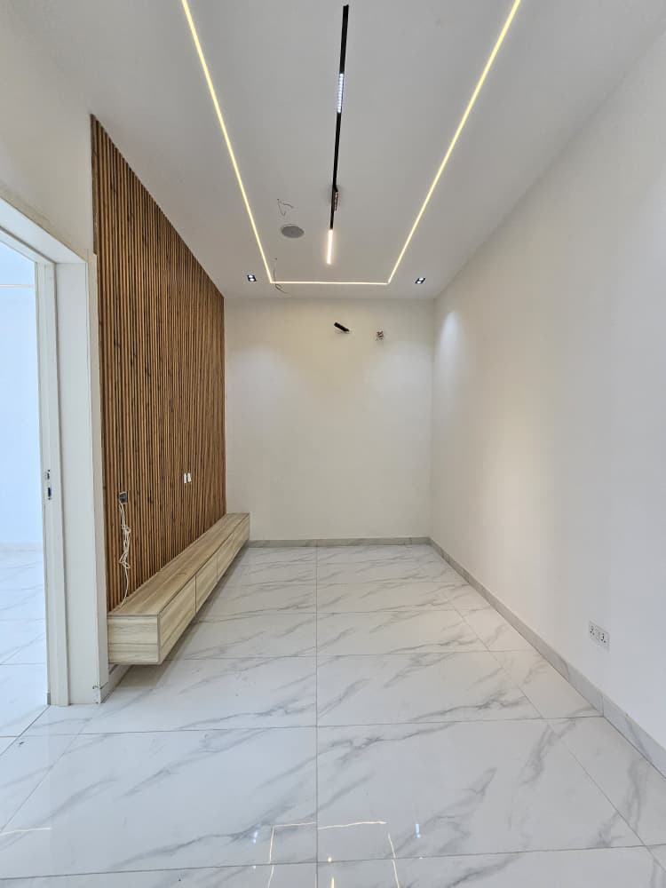 WhatsApp Image 2025-11-19 at 1.05.05 PM