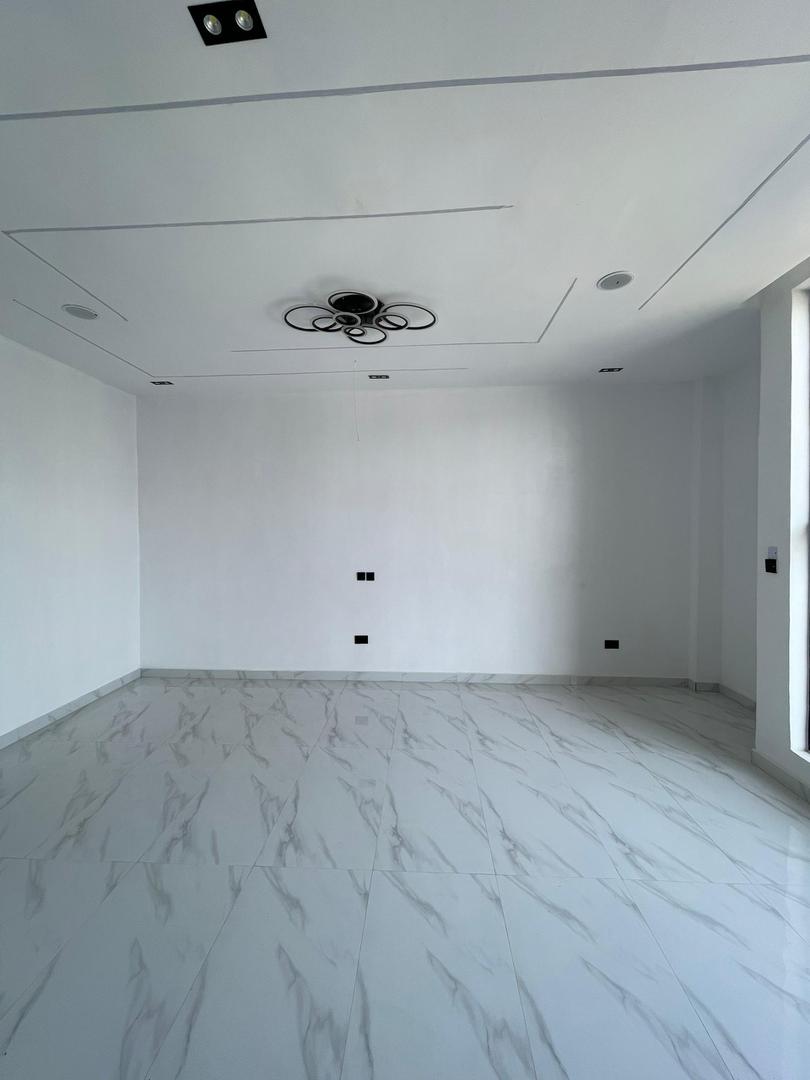 WhatsApp Image 2025-12-25 at 1.07.36 PM (1)