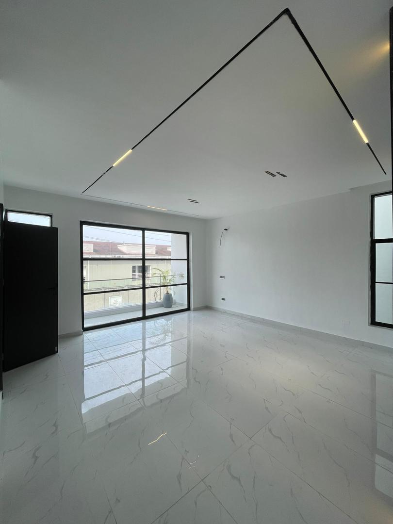 WhatsApp Image 2025-12-25 at 1.40.40 PM (1)