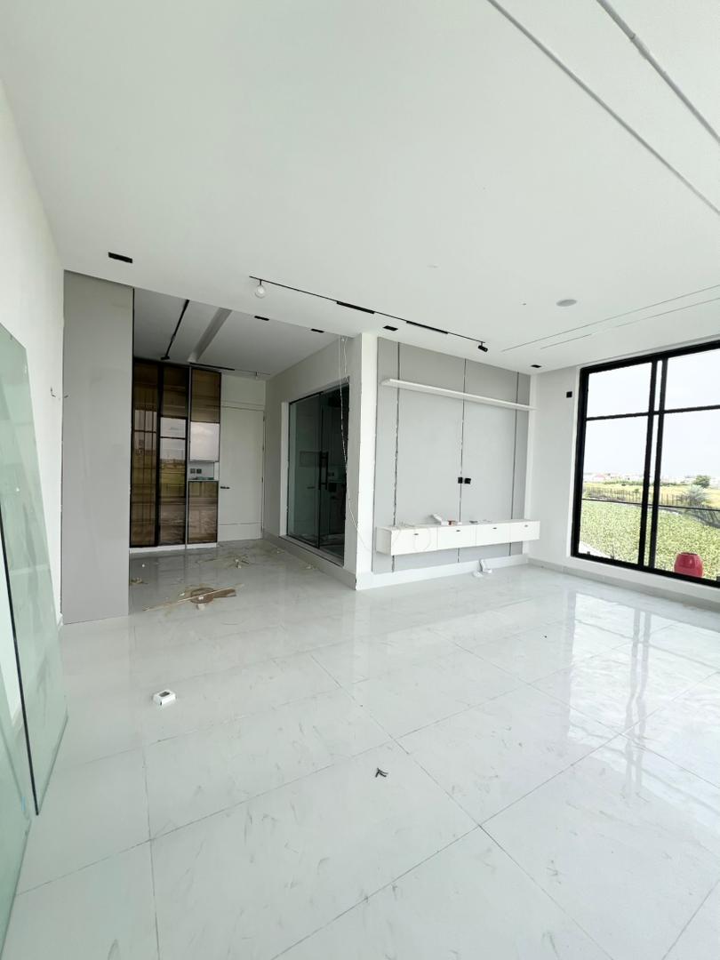 WhatsApp Image 2025-12-26 at 11.37.58 AM (1)