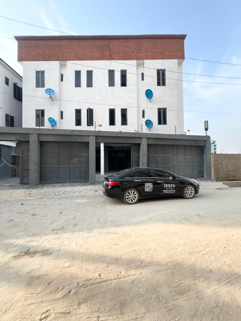 2 BEDROOM APARTMENT IKATE LEKKI LAGOS
