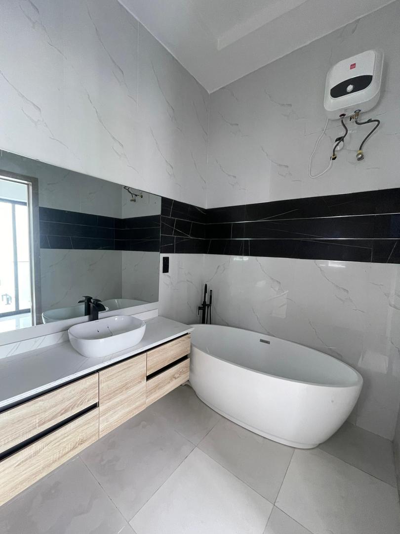 WhatsApp Image 2025-12-31 at 2.39.16 PM (1)