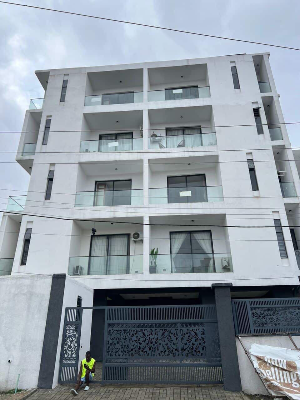 FULLY SERVICED AND FURNISHED APARTMENT IKATE Lekki