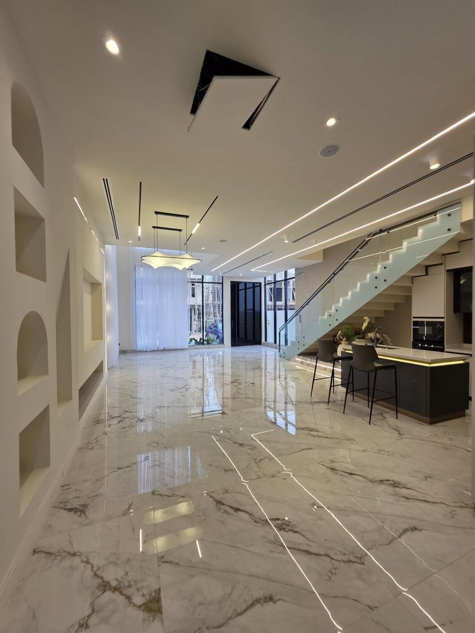 modern-home-for-sale-Lekki-Lekki phase 1.jpg (3)