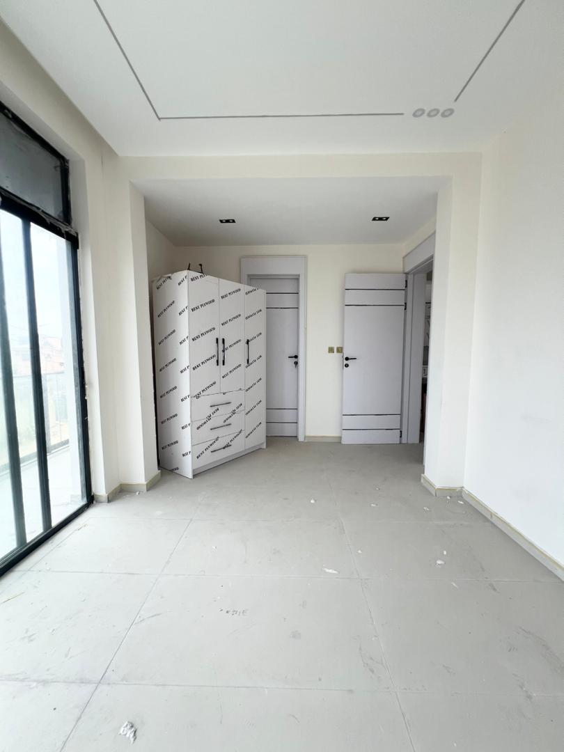 2-bedroom-apartment-for-sale-ikate-lekki-lagos (10)
