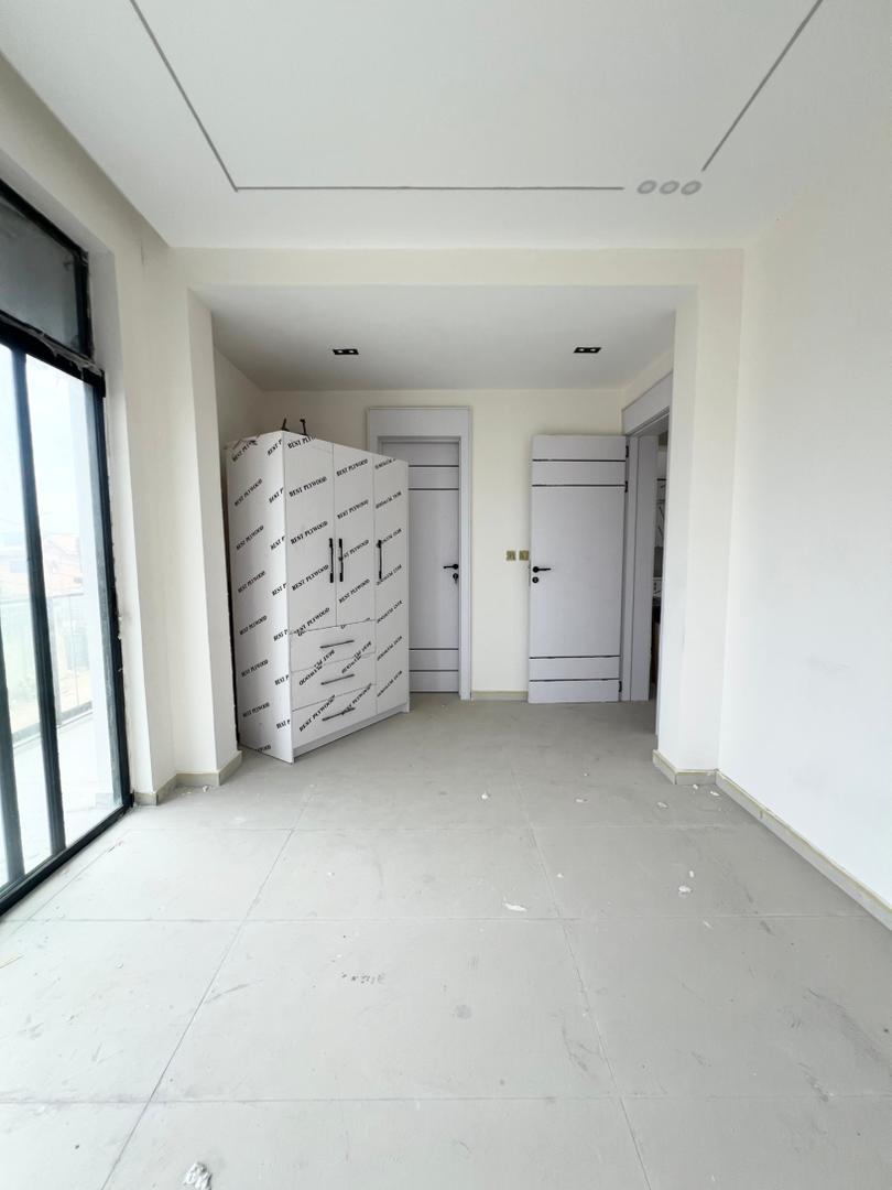 2-bedroom-apartment-for-sale-ikate-lekki-lagos (9)