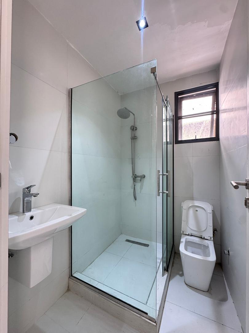 2-bedroom-apartment-lekki-phase-one (12)