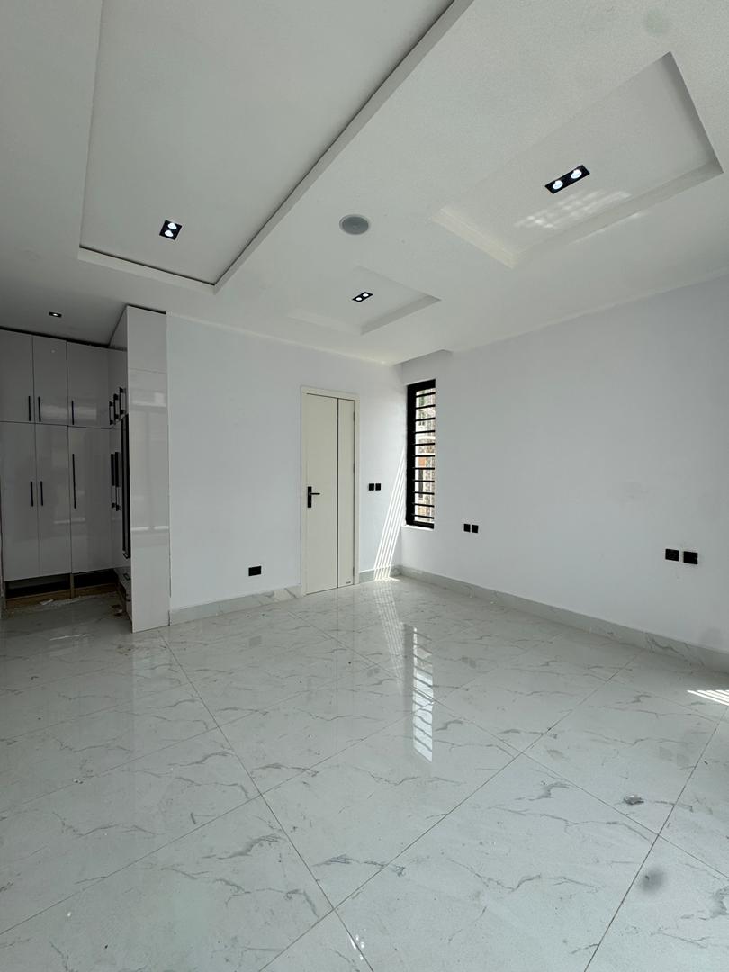 2-bedroom-apartment-lekki-phase-one (14)