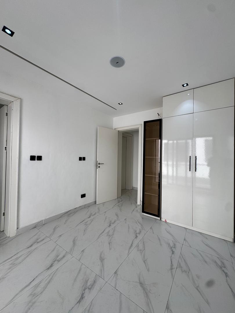 2-bedroom-apartment-lekki-phase-one (2)