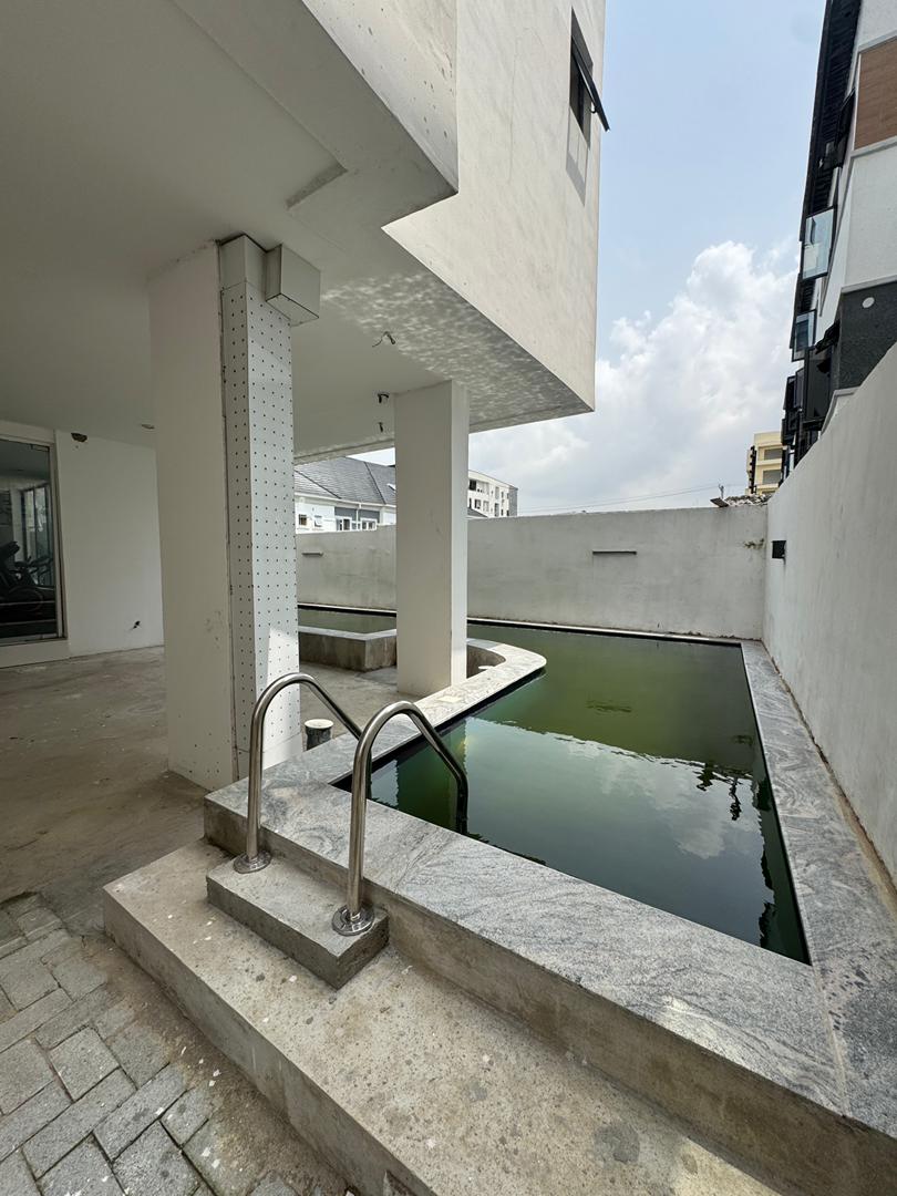 2-bedroom-apartment-lekki-phase-one (4)