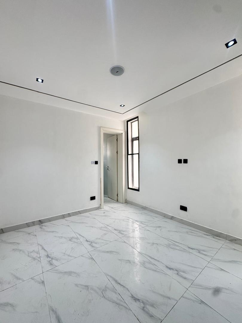 2-bedroom-apartment-lekki-phase-one (8)