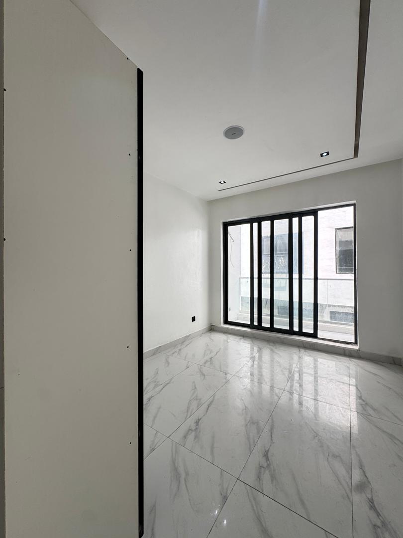 2-bedroom-apartment-lekki-phase-one (9)