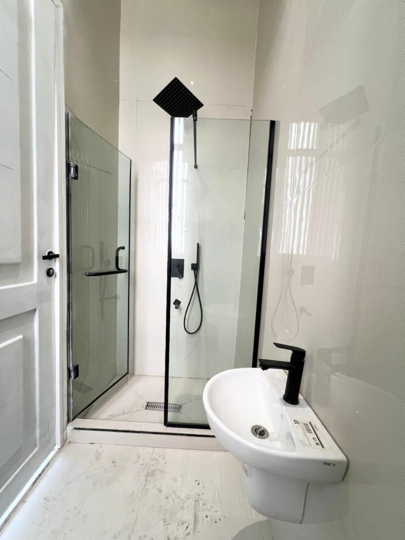 2-bedroom-serviced-apartment-for-sale-lagos (25)