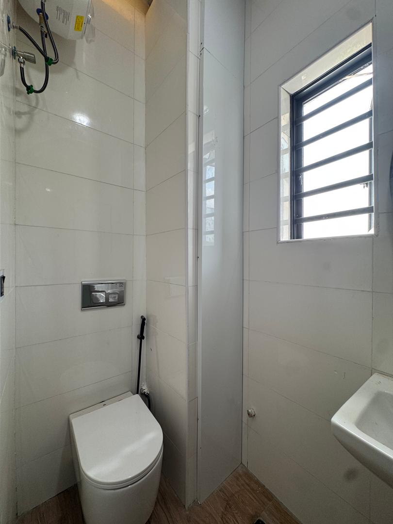 3-bedroom-apartment-freedom-way-lekki-phase-one-lagos-nigeria (27)
