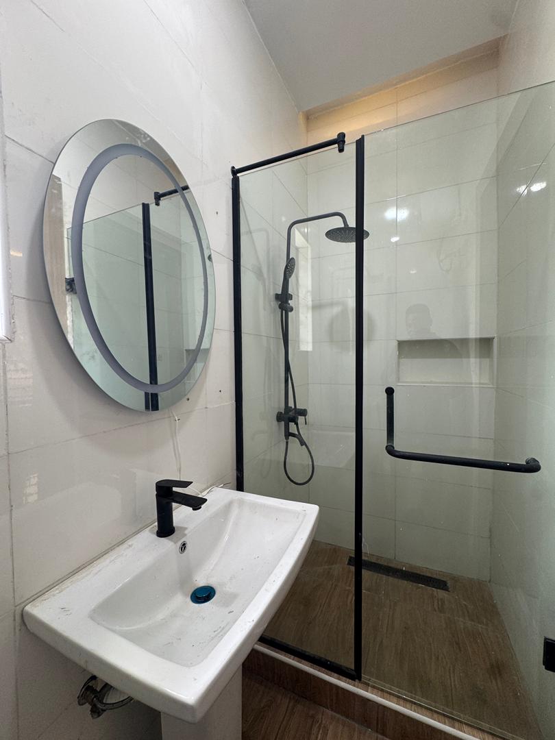 3-bedroom-apartment-freedom-way-lekki-phase-one-lagos-nigeria (4)