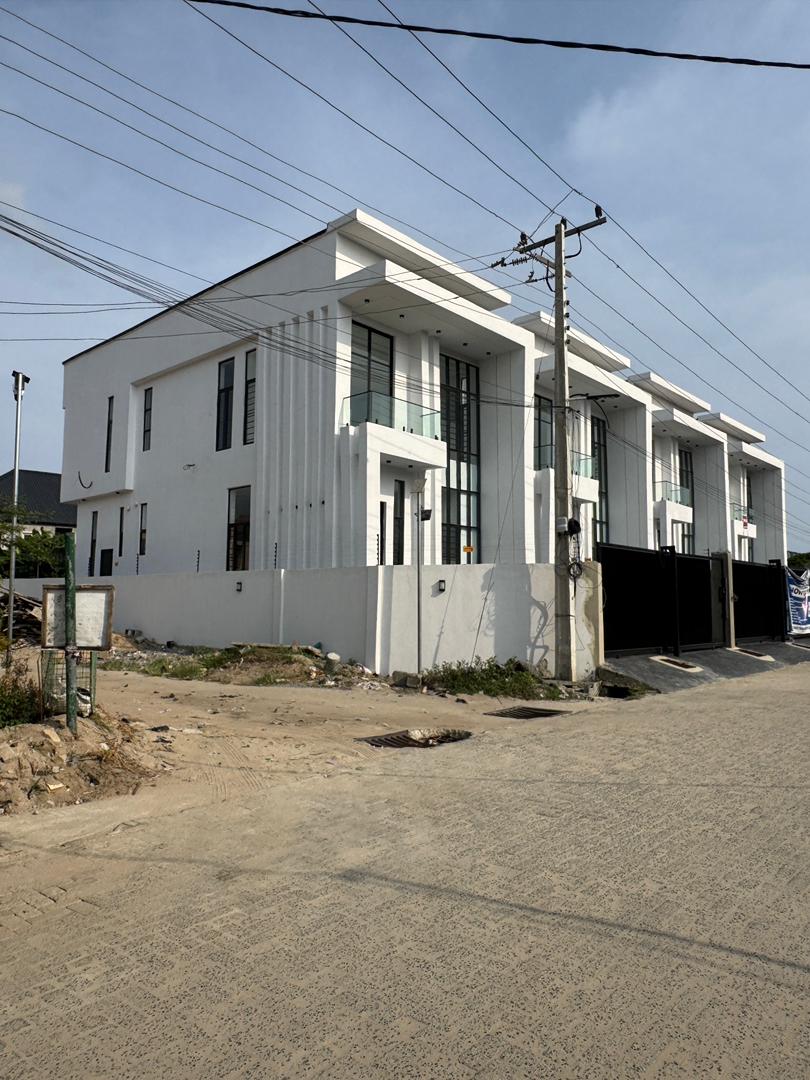 4-bedroom-detached-duplex-bq-sangotedo-ajah (5)