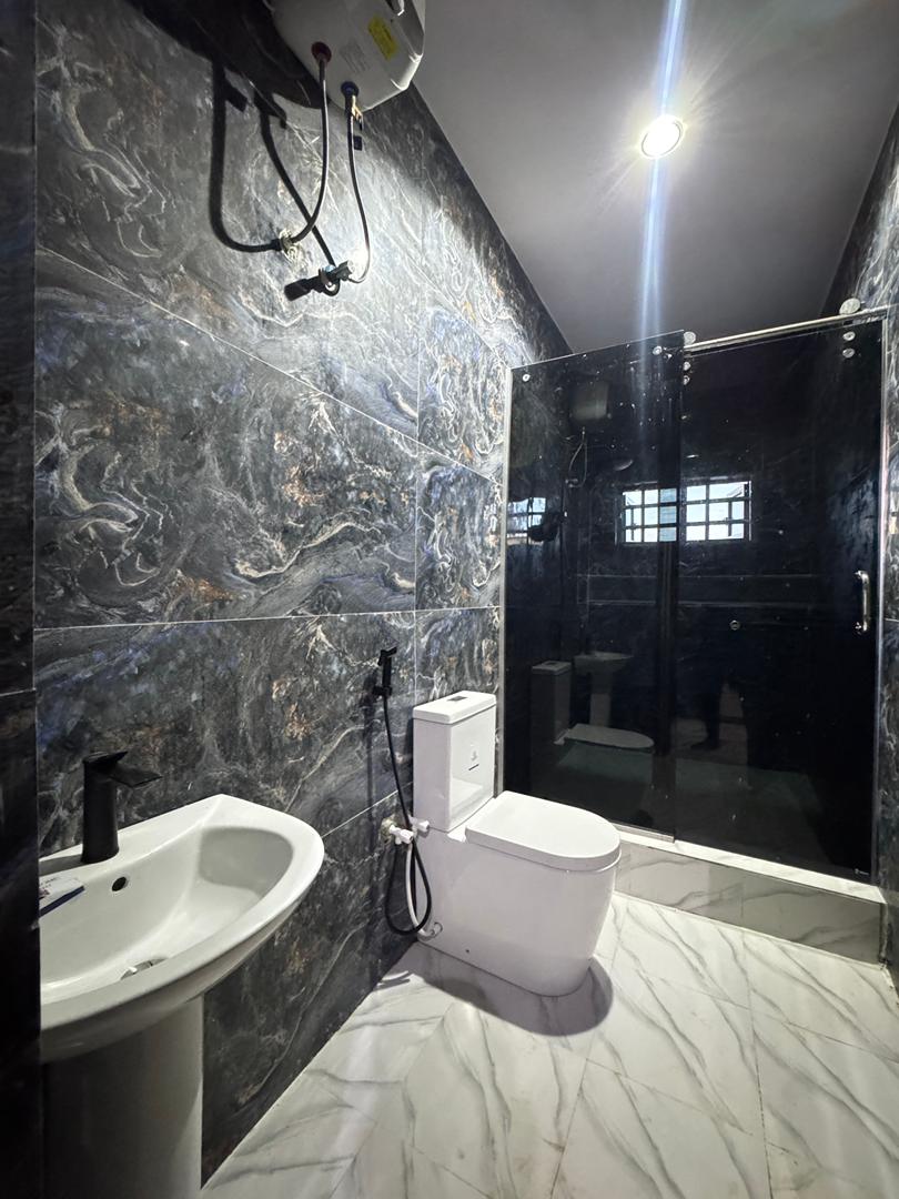 4-bedroom-semi-detached-duplex-bq-orchid-road-lekki-for-sale (16)