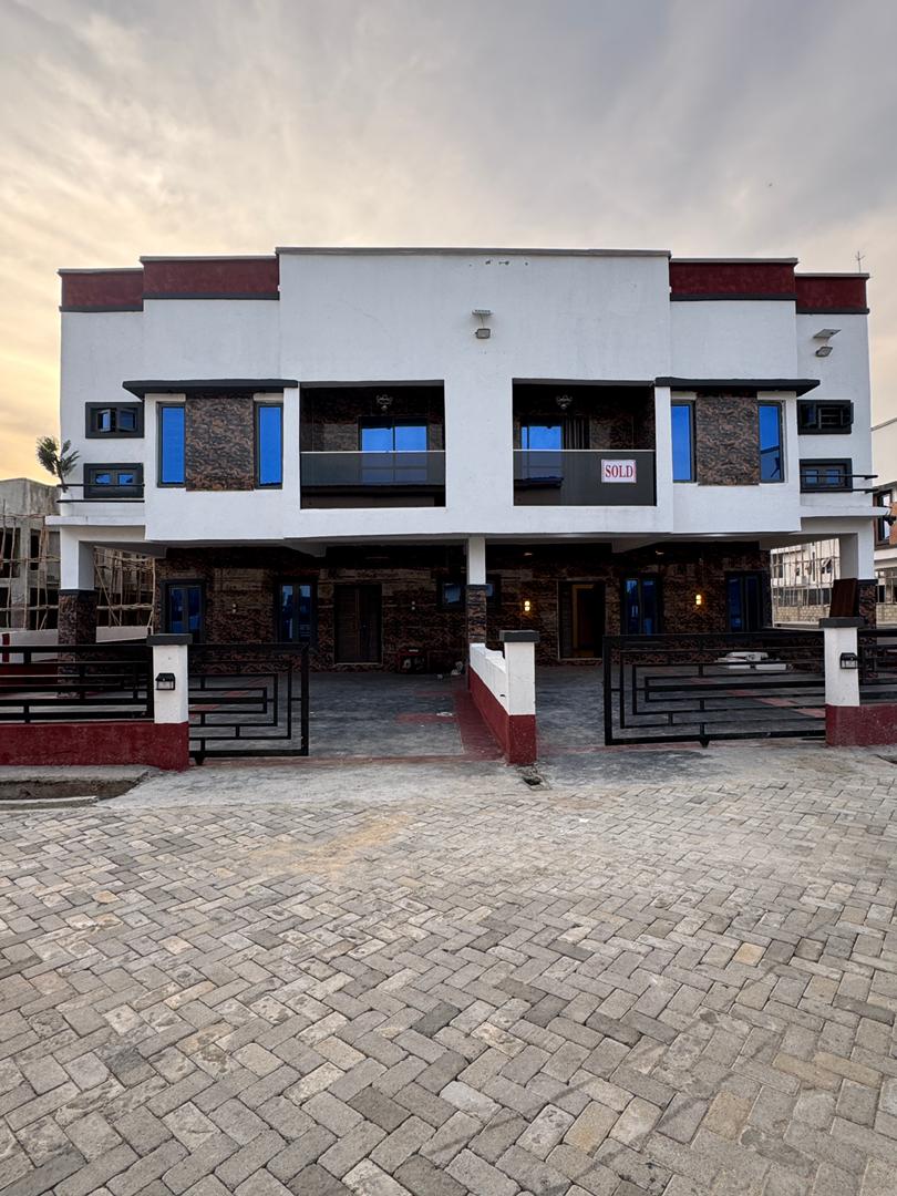 4-bedroom-semi-detached-duplex-bq-orchid-road-lekki-for-sale (5)