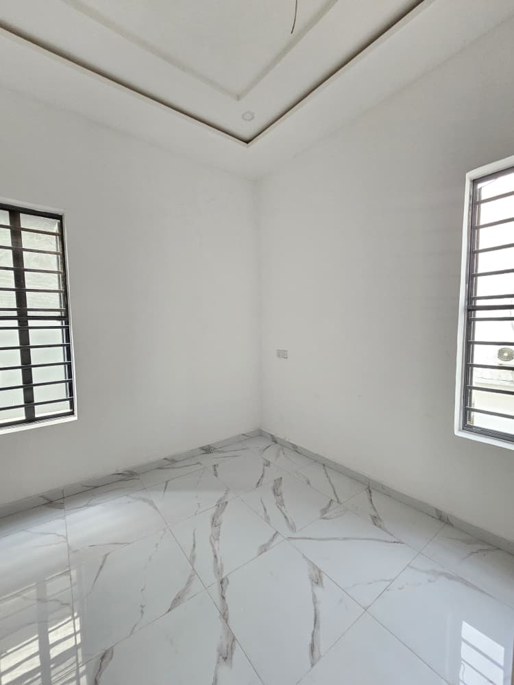 5-bedroom-detached-duplex-for-sale-chevron-lekki-lagos (10)