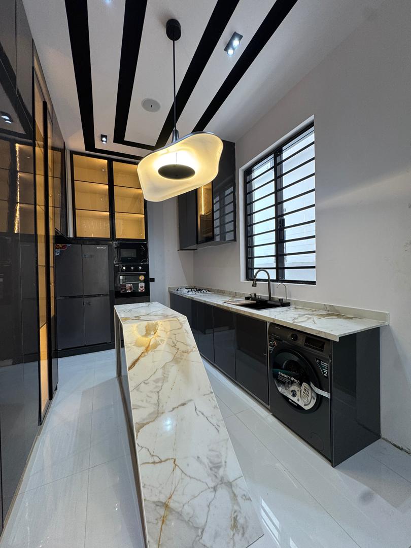 5-bedroom-detached-duplex-for-sale-ikota-lekki-lagos (22)