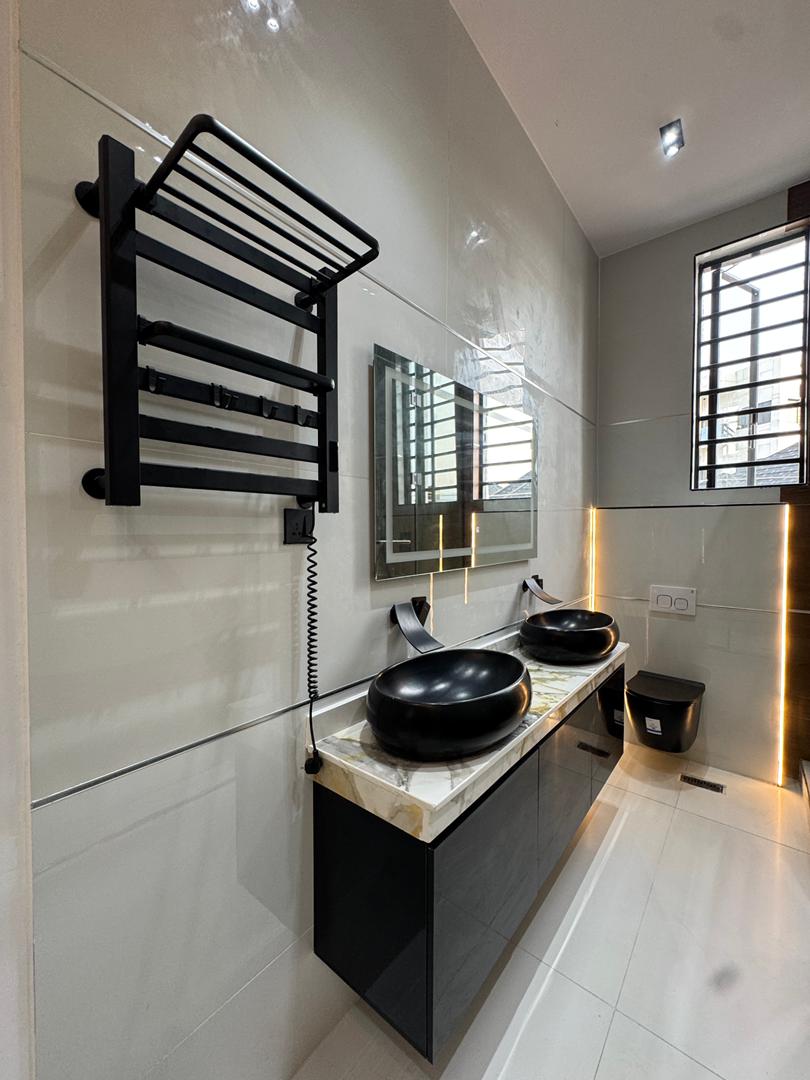 5-bedroom-detached-duplex-for-sale-ikota-lekki-lagos (3)