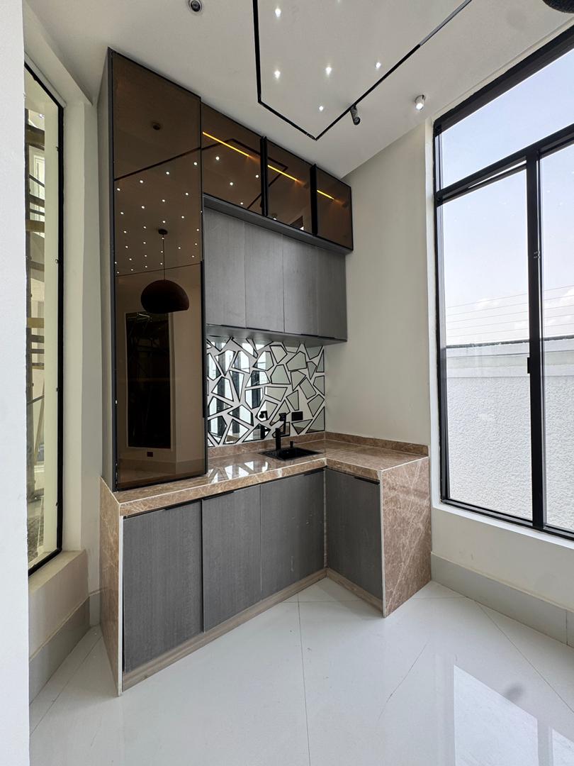 5-bedroom-duplex-chevron-lekki (13)