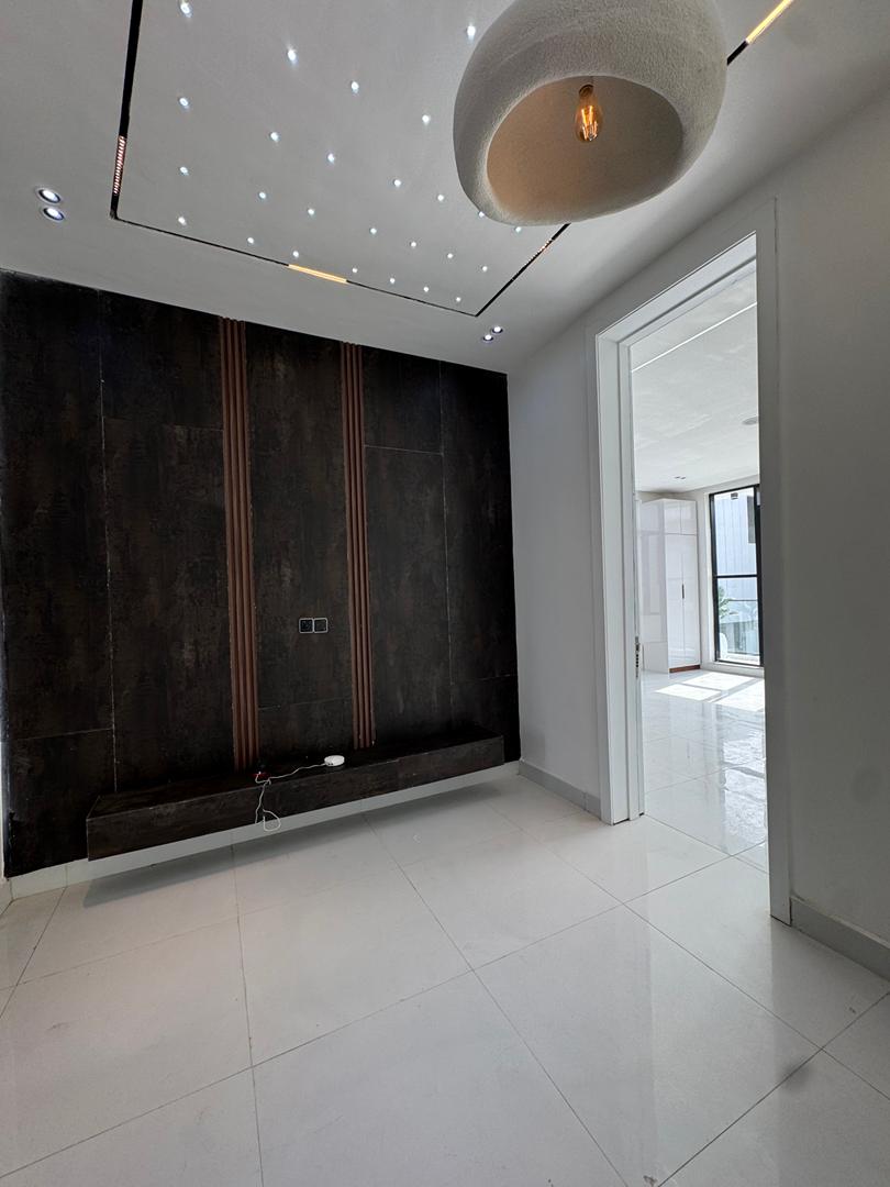5-bedroom-duplex-chevron-lekki (19)