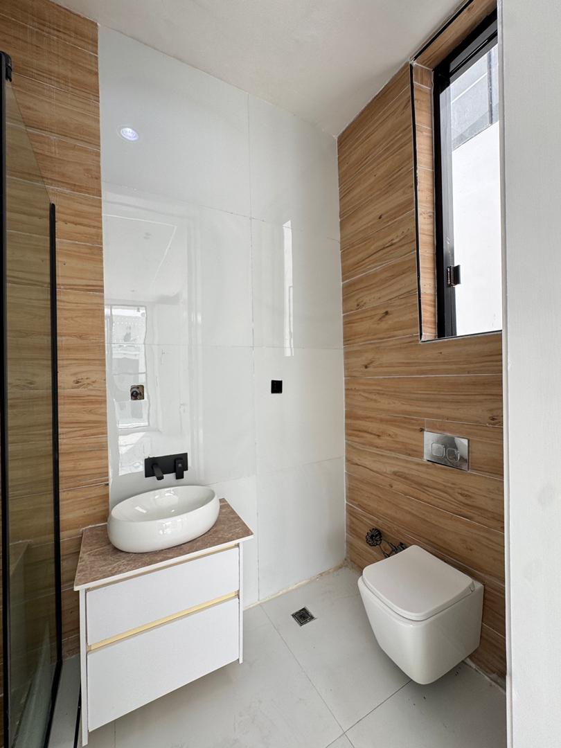 5-bedroom-duplex-chevron-lekki (23)
