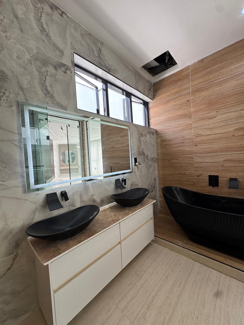 5-bedroom-duplex-chevron-lekki (34)