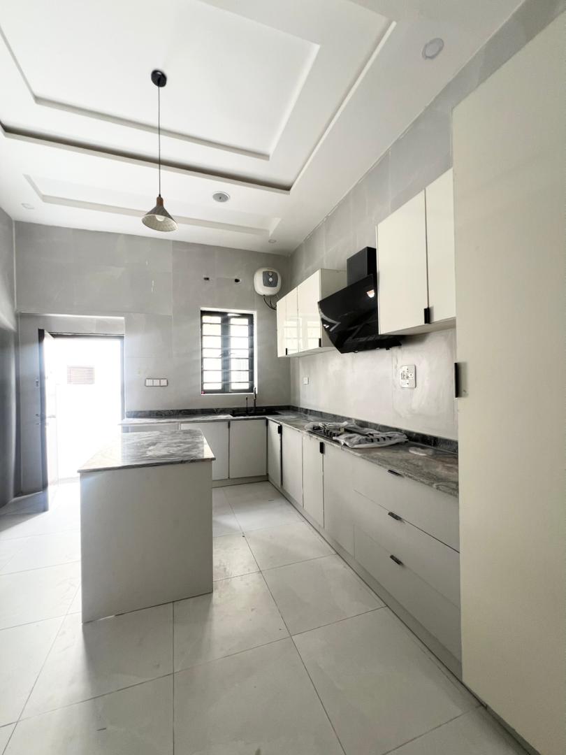 5-bedroom-fully-detached-duplex-for-sale-lagos (10)