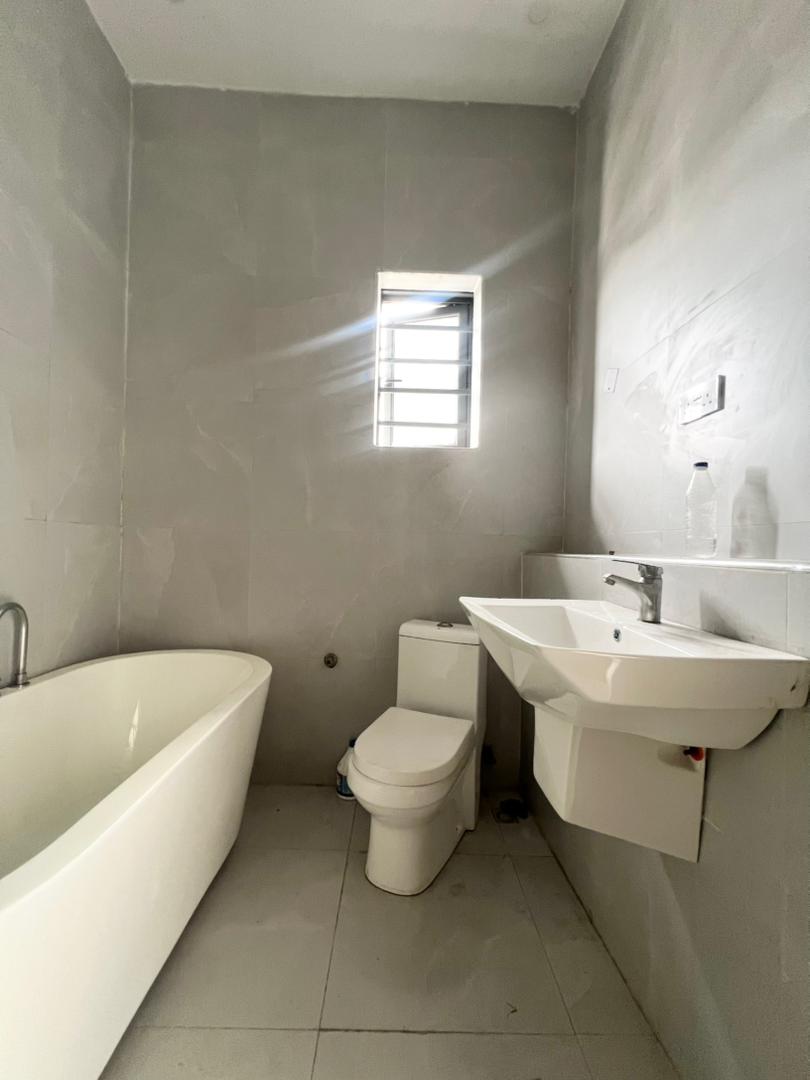 5-bedroom-fully-detached-duplex-for-sale-lagos (27)