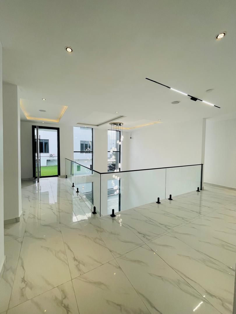 5-bedroom-fully-detached-house-orchid-road-lekki-lagos (6)
