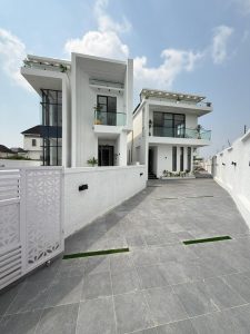 Luxury 5 Bedroom Fully Detached Duplex for sale in Chevron, Lekki, Lagos (1)