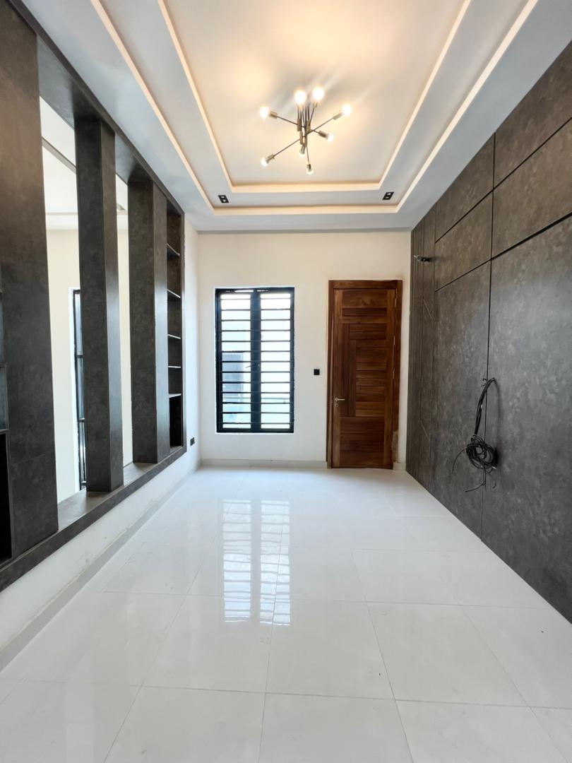 Unit 1 - Premium 5 bedroom fully detached duplex for sale in Lekki (13)