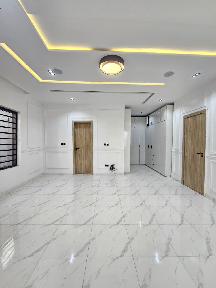 alt=Newly built 4-bedroom semi-detached duplex with BQ on Orchid Road, (10)