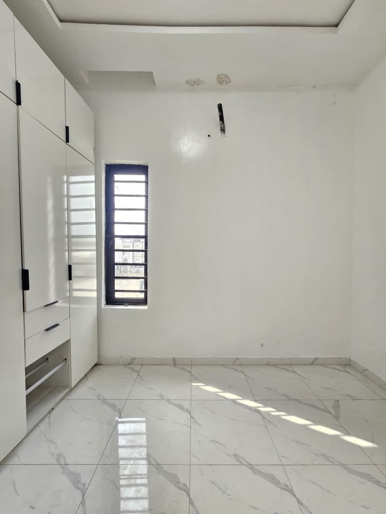 alt=Newly built 4-bedroom semi-detached duplex with BQ on Orchid Road, (8)