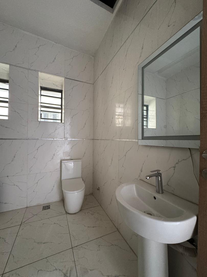 classy-4-bedroom-duplex-orchid-road-lekki-lagos-nigeria (1)