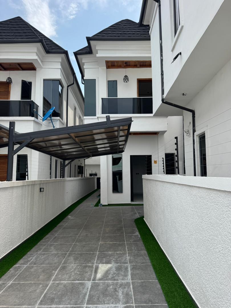 classy-4-bedroom-duplex-orchid-road-lekki-lagos-nigeria (10)