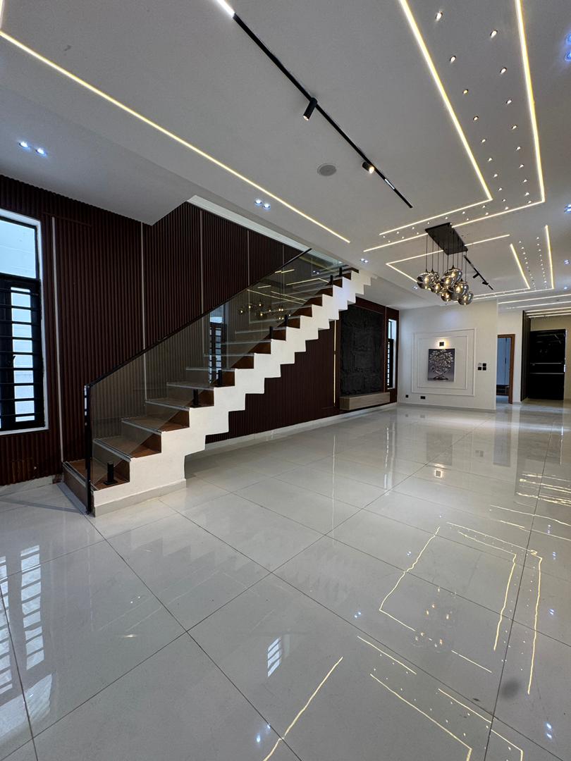 classy-4-bedroom-duplex-orchid-road-lekki-lagos-nigeria (15)