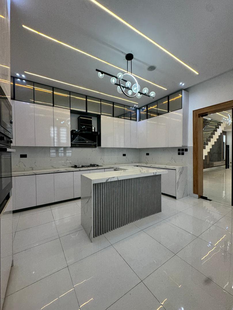 classy-4-bedroom-duplex-orchid-road-lekki-lagos-nigeria (19)