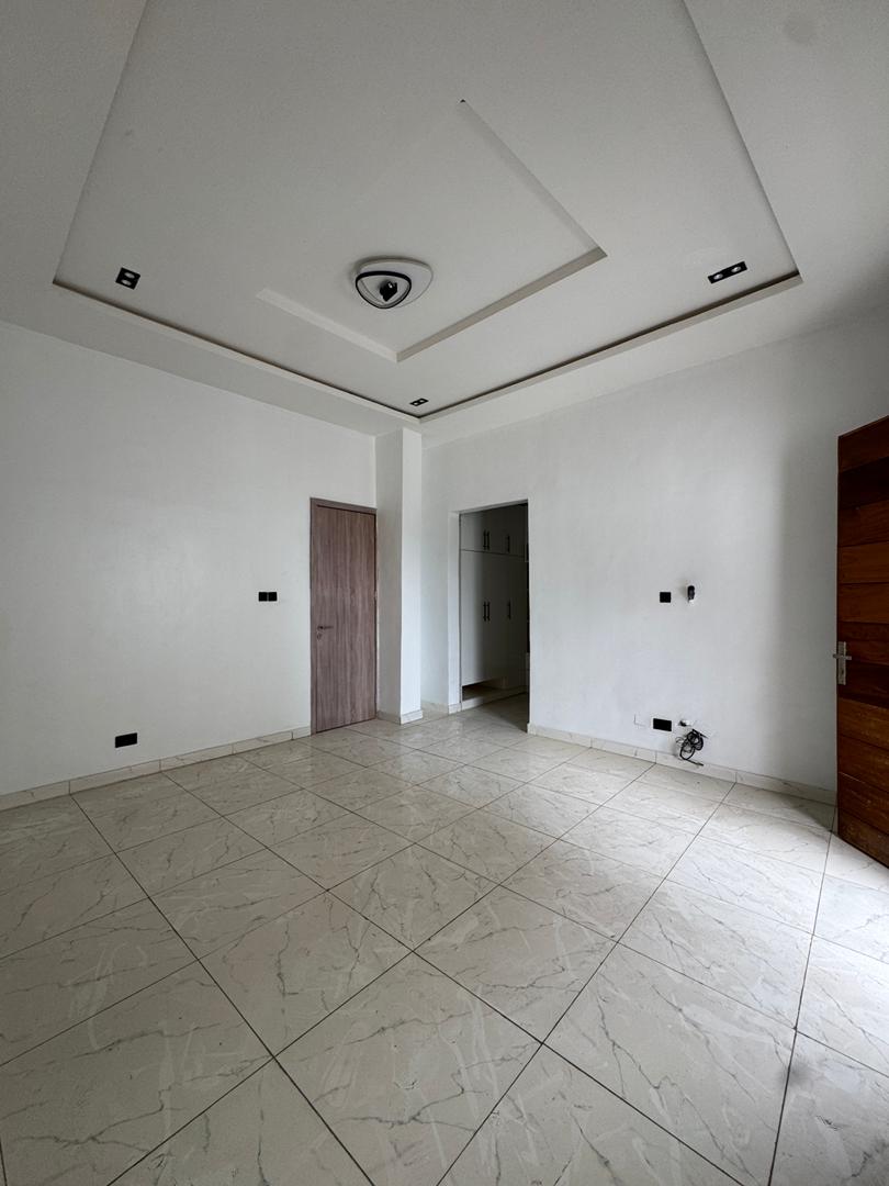 classy-4-bedroom-duplex-orchid-road-lekki-lagos-nigeria (4)