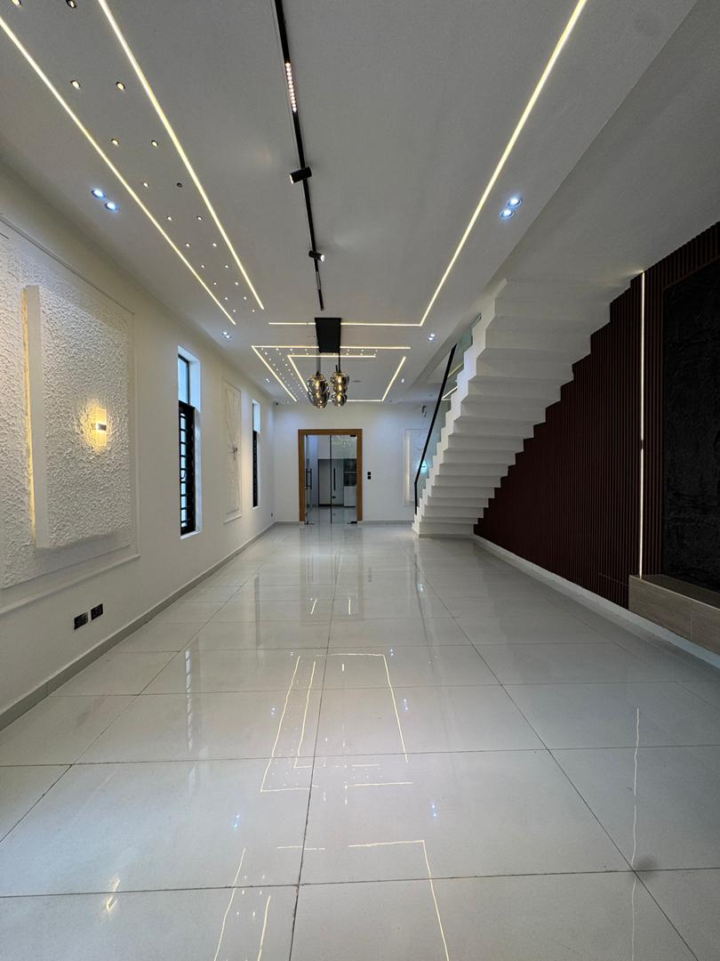 classy-4-bedroom-duplex-orchid-road-lekki-lagos-nigeria (7)